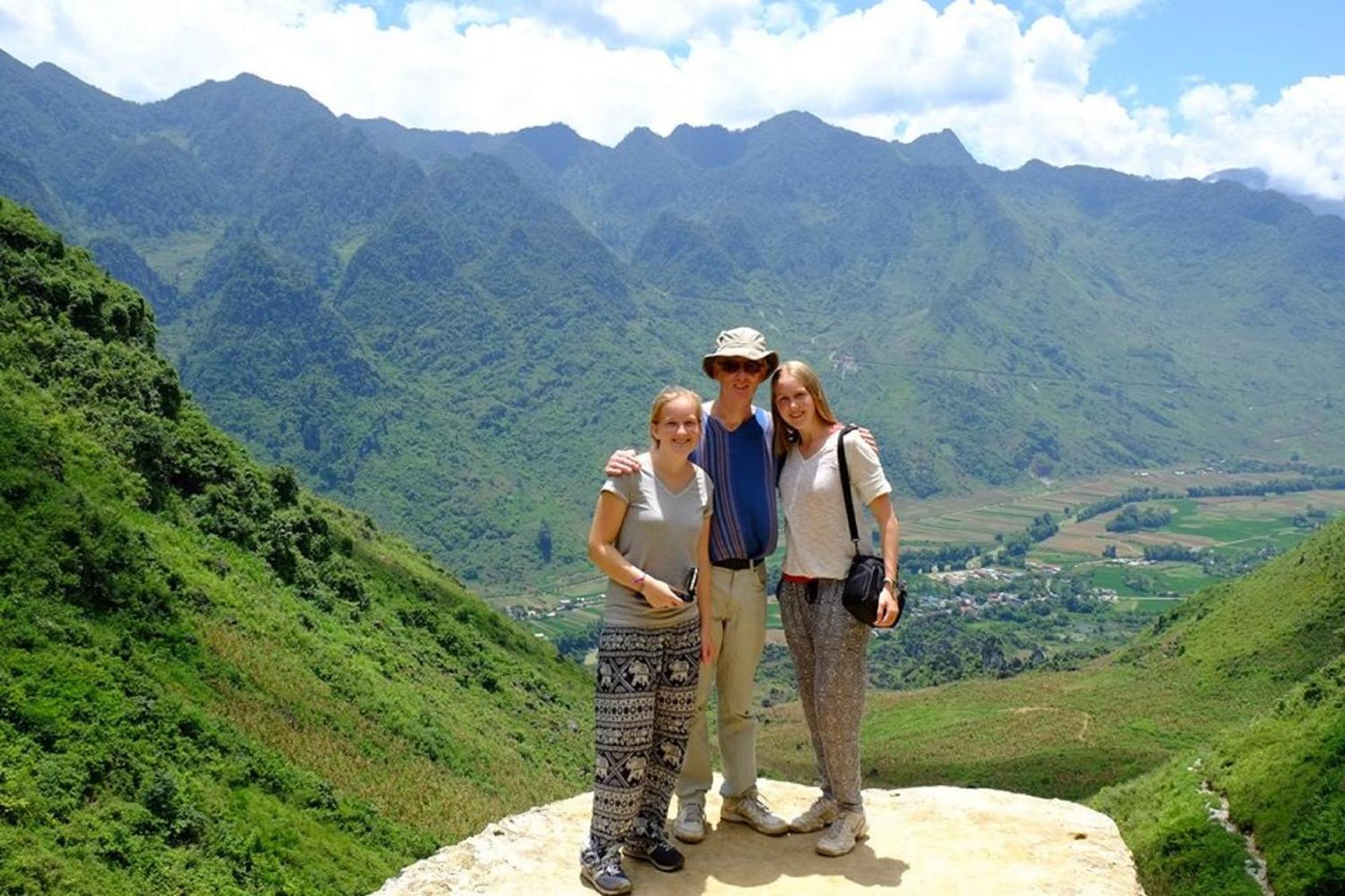 Hotel Golden Jungle House Ha Giang Esterno foto