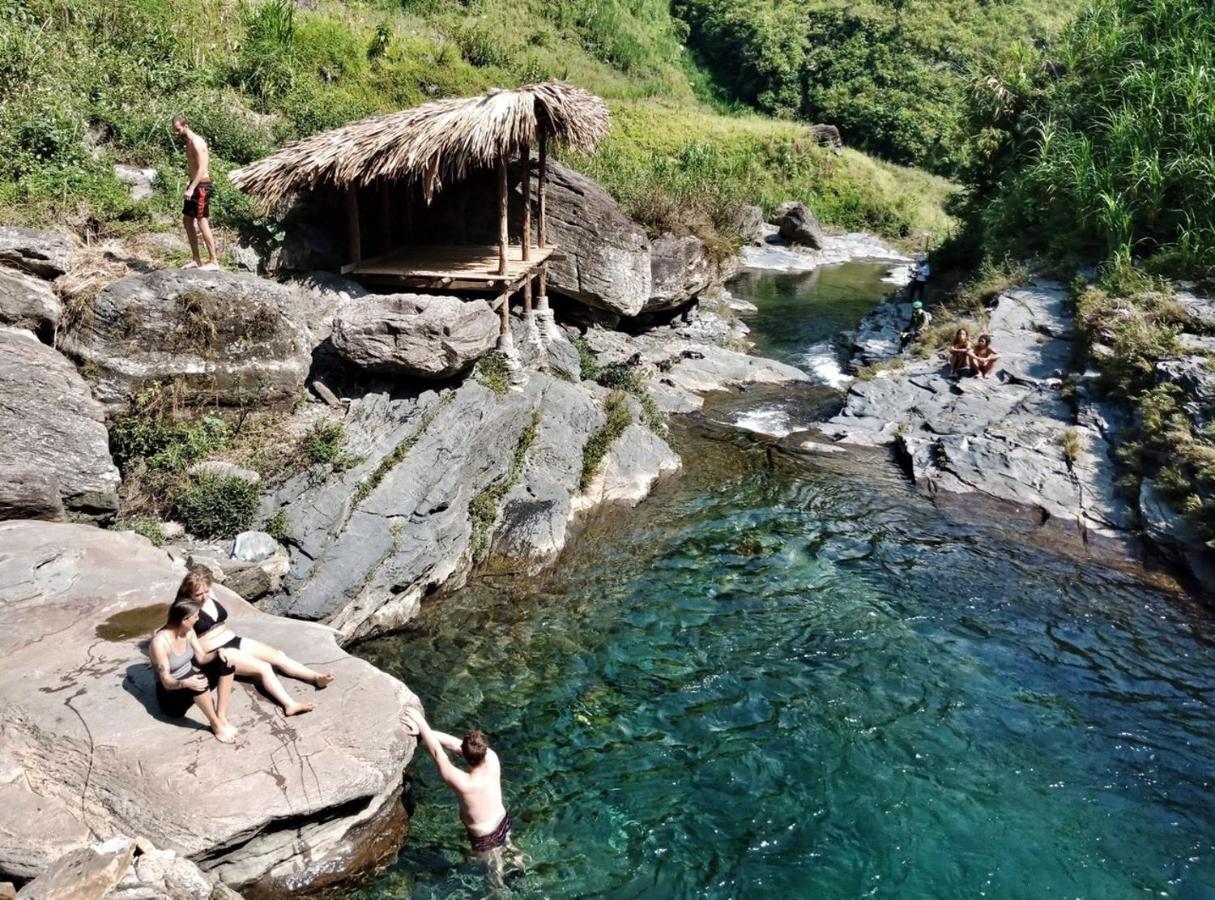 Hotel Golden Jungle House Ha Giang Esterno foto